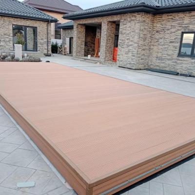 Автоматическая раздвижная терраса для бассейна